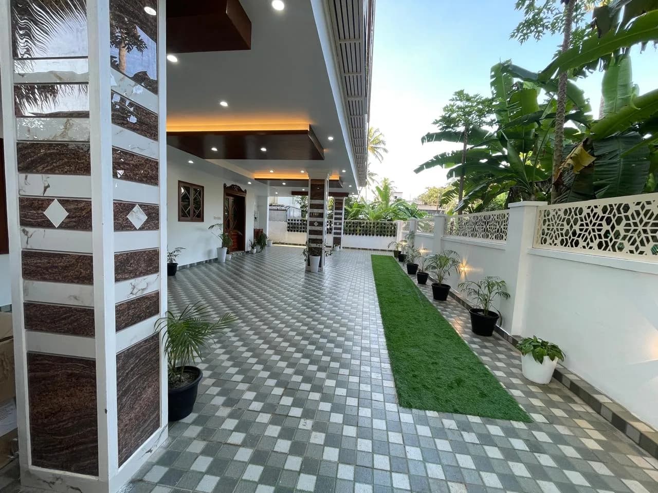 Front view of the apartment